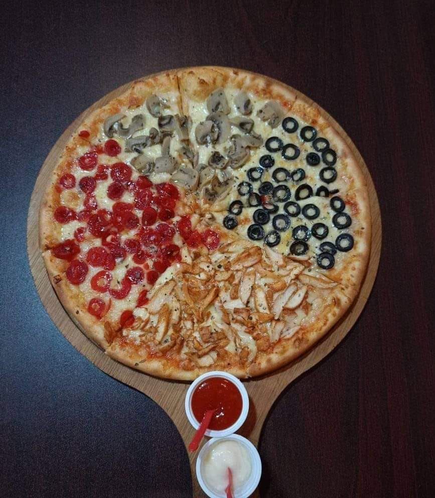 Four Season Pizza